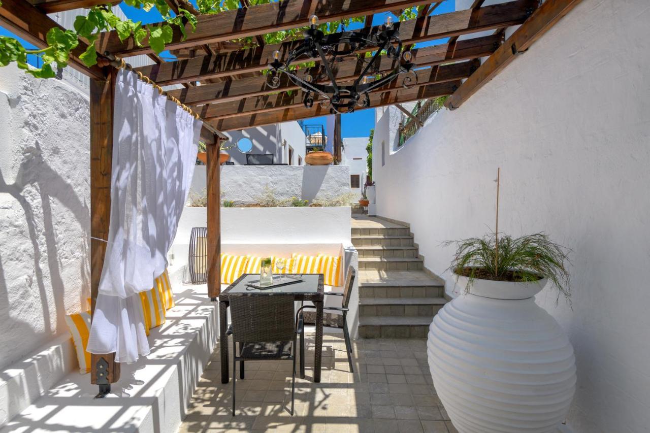 Maris Lindos Suites & Apartments Esterno foto