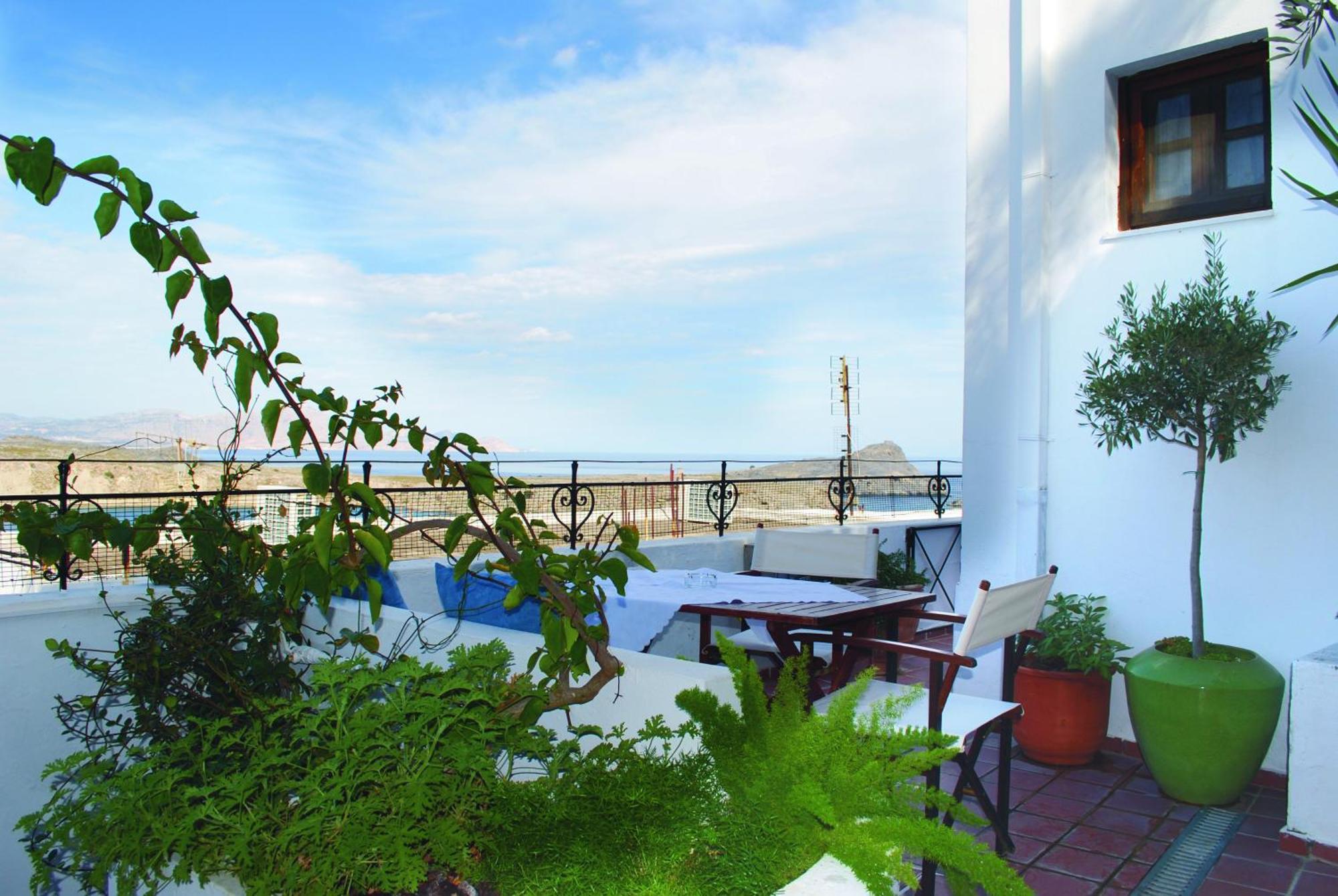 Maris Lindos Suites & Apartments Esterno foto
